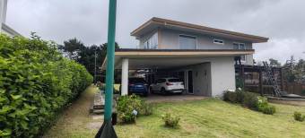 Venta de casa en San Rafael de Oreamuno