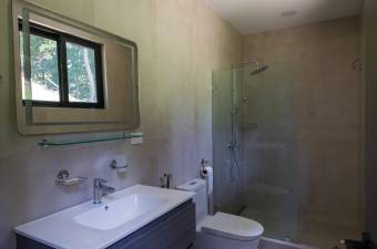 Lujosa casa de 3 niveles con piscina, terraza y vista al océano totalmente amueblada #26-1683 GS