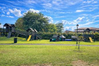 Exclusivo lote con vista al lago en condominio de lujo con amenidades premium #26-1693 GS