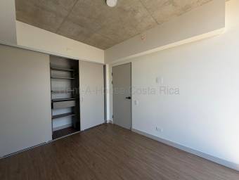 Apartamento tipo Apart-Hotel ideal para inversión con balcón y amenidades premium #26-1691 GS