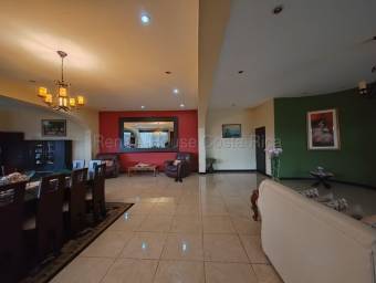 Venta de Bodega3 Viviendas Independientes en Granadilla de Curridabat. RAH 26-1591 PRECIO REBAJADO