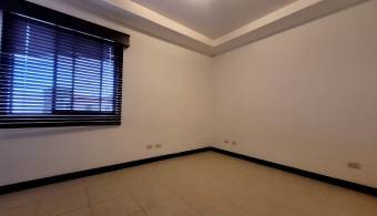 Venta de casa en condominio Altívar Moravia