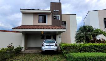 Venta de casa en condominio Altívar Moravia