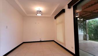 Venta de casa en condominio Altívar Moravia