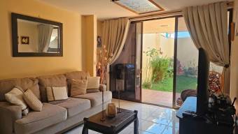 Venta de casa en Mata de Plátano Goicoechea