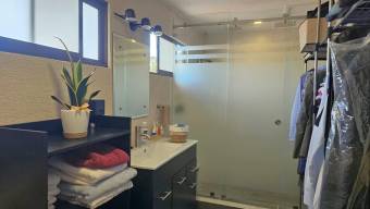 Venta de casa en Mata de Plátano Goicoechea