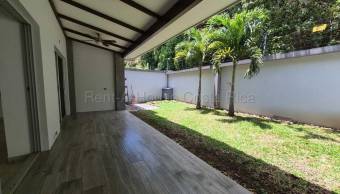 Casa moderna con terraza, jardín y amenidades premium en condominio #26-1706 GS