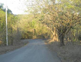 Amplia finca ideal para proyecto turístico o recreativo con río y naciente #25-1227 GS Amplia finca ideal para proyecto turístico o recreativo con río y naciente #25-1227 GS