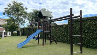 Venta de casa en condominio San Antonio Escaz'u