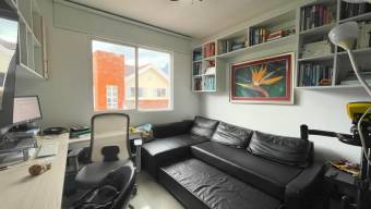 Venta de casa en condominio San Antonio Escaz'u