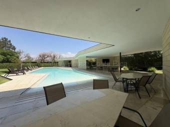 Alquiler de casa en Lindora Santa Ana