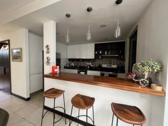 Venta de Casa en Escazú-San Rafael. 