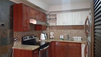 Venta de Hermoso Apartamento en San Rafael de Escazú 26-55