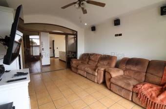 Venta de Casa en San Isidro de Alajuela.