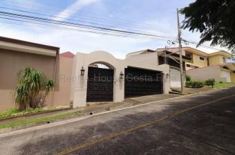 Venta de Casa en San Isidro de Alajuela.
