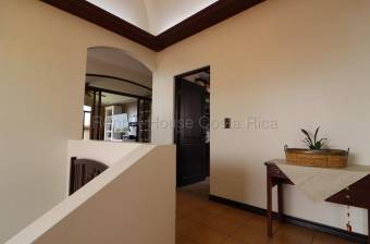 Venta de Casa en San Isidro de Alajuela.