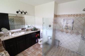 Venta de Casa en San Isidro de Alajuela.