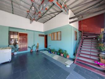 Venta de 4 Apartamentos en San Antonio de Alajuela. 
