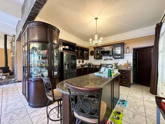 Venta de Casa en San Rafael-Ángeles, Heredia. RAH 26-1682 Venta de Casa en San Rafael-Ángeles, Heredia. RAH 26-1682