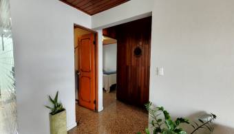 Venta de Apartamento en Tibás Centro recién remodelado