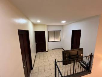 Casa en condominio en Brasil de Mora con 4 habitaciones y amenidades familiares 26-1021 GS