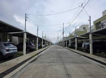 Alquiler de Apartamento en el Guarco Cartago 26-1556