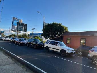 Investment opportunity lot for sale in a high traffic area in Heredia
