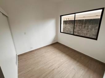 Venta de Hermosa Casa en San Isidro de Alajuela 26-5