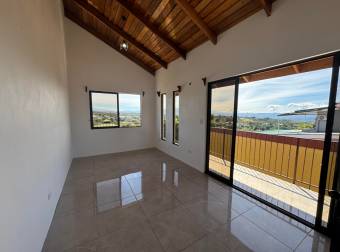 Venta de Hermosa Casa en Sarchí 26-1292