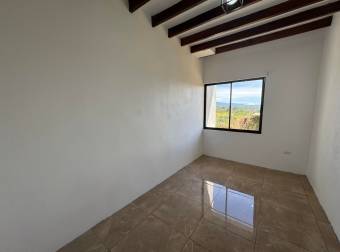 Venta de Hermosa Casa en Sarchí 26-1292