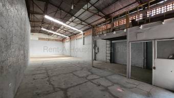 Alquiler de Local Comercial de 207mt2 en Barrio Cuba 26-1760 Alquiler de Local Comercial de 207mt2 en Barrio Cuba 26-1760