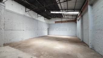Alquiler de Local Comercial de 207mt2 en Barrio Cuba 26-1760 Alquiler de Local Comercial de 207mt2 en Barrio Cuba 26-1760