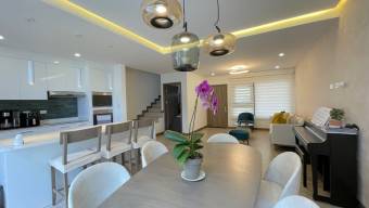 VENTA CASA SAN ANTONIO DE ESCAZÚ. CONDOMINIO CON AMENIDADES VENTA CASA SAN ANTONIO DE ESCAZÚ. CONDOMINIO CON AMENIDADES