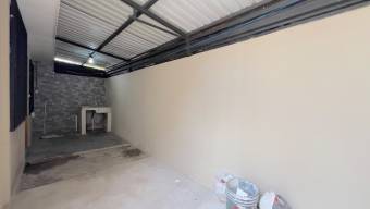 VENTA CASA EN SANTA ANA PARA PROYECTO COMERCIAL. USO DE SUELO MIXTO VENTA CASA EN SANTA ANA PARA PROYECTO COMERCIAL. USO DE SUELO MIXTO