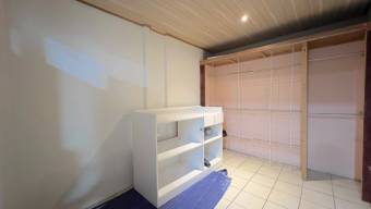 VENTA CASA EN SANTA ANA PARA PROYECTO COMERCIAL. USO DE SUELO MIXTO VENTA CASA EN SANTA ANA PARA PROYECTO COMERCIAL. USO DE SUELO MIXTO