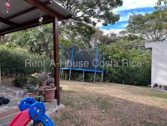 Venta de exclusiva casa en Piedades de Santa Ana