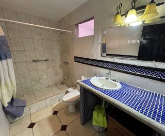 Casa en venta en Residencial Jardines del Beneficio en Santa Lucía de Barva, Heredia Casa en venta en Residencial Jardines del Beneficio en Santa Lucía de Barva, Heredia