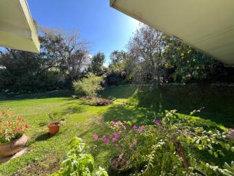 Venta de hermosa casa en San Rafael de Escazu