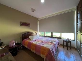 Venta de hermosa casa en San Rafael de Escazu