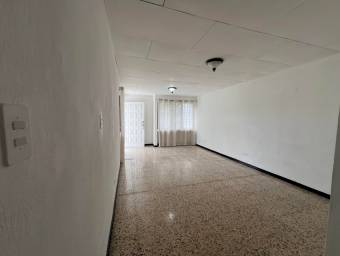 Venta de casa en Llanos del Molino, Alajuela