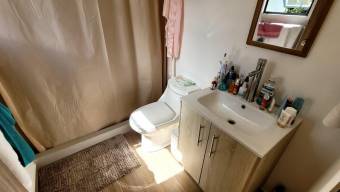 Venta de lujoso apartamento en Piedades, Santa Ana