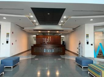 Torre Empresarial de prestigio y excelente ubicación VENDO OFICINA