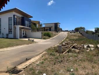 Propiedad exclusiva solo 7 casas Cartago listo para construir Propiedad exclusiva solo 7 casas Cartago listo para construir