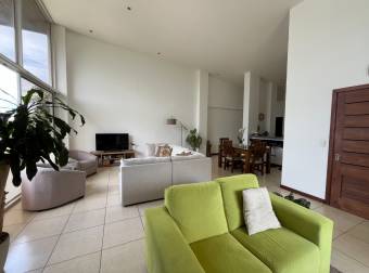 Espaciosos ambientes, fresco y tranquilo apartamento para vivir BIIEN