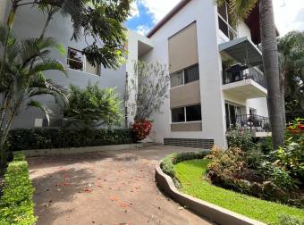 Espaciosos ambientes, fresco y tranquilo apartamento para vivir BIIEN