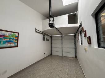 ONE-STORY HOUSE FOR SALE WITH 1 BEDROOM, OMEGA COMMUNITY, LA UNIÓN, CARTAGO