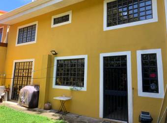 hermosa casa en condominio Coronado
