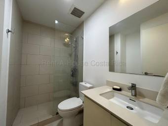 Se vende apartamento en Escazú Centro 26-1738
