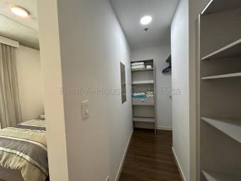 Se vende apartamento en Escazú Centro 26-1738