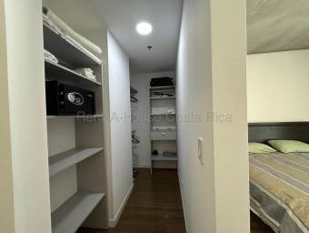 Se vende apartamento en Escazú Centro 26-1738